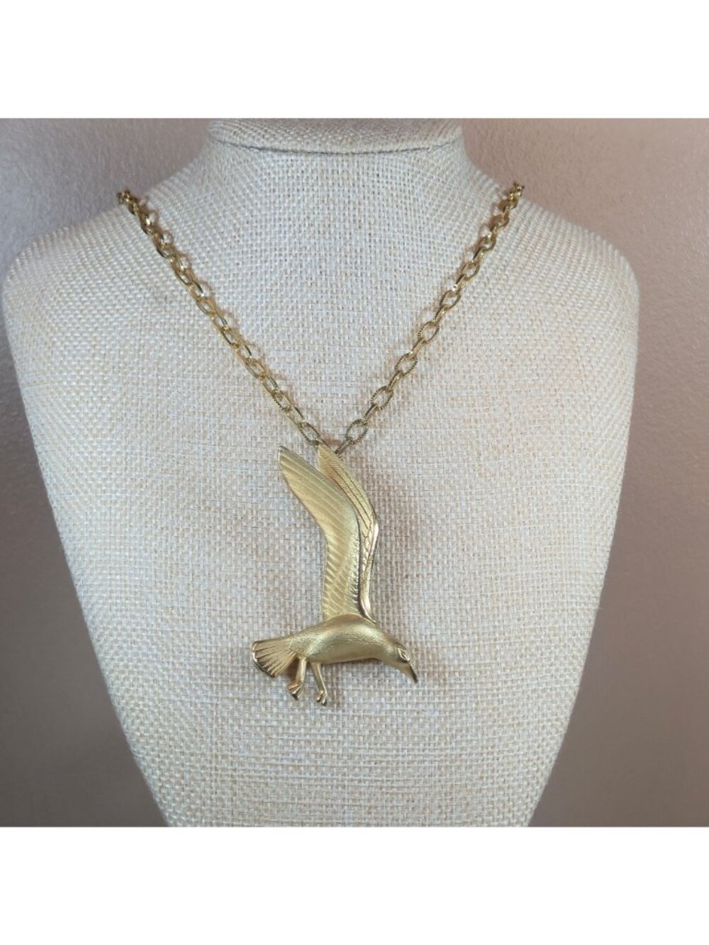 Vintage Giovanni Brushed Gold-Tone Seagull Pendant Necklace Textured Long Chain - Picture 2 of 14